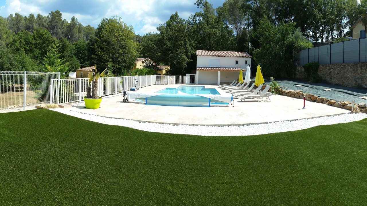 Photo of Outdoor in Peynier