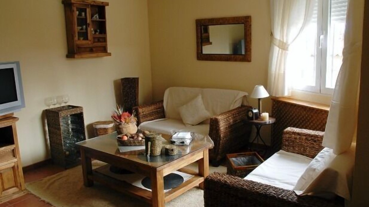 Photo of Livingroom in Narrillos de San Leonardo