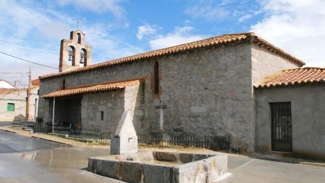 Photo of Outdoor in Narrillos de San Leonardo