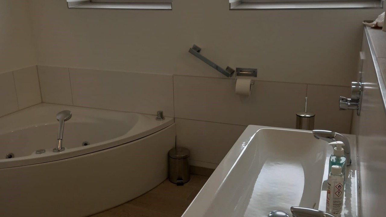 Photo of Bathroom in Neue Tiefe