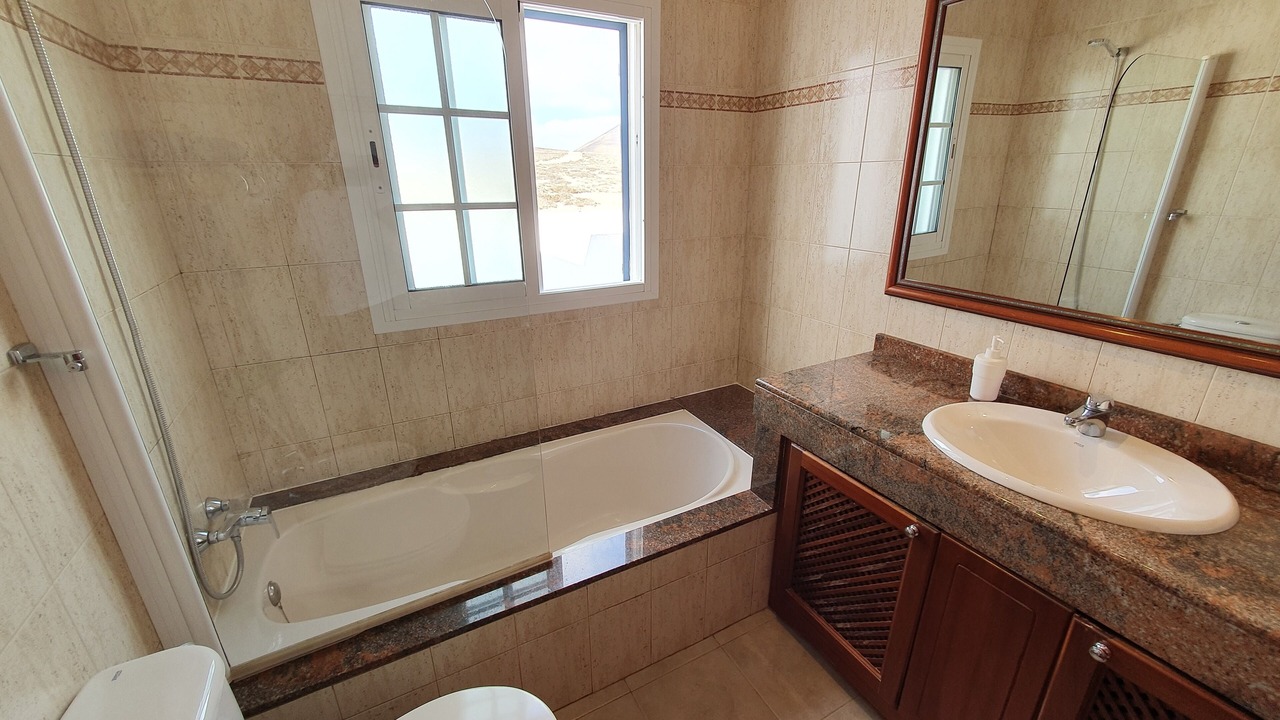 Photo of Bathroom in Caleta de Sebo