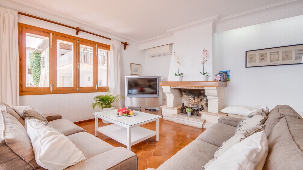 Photo of Livingroom in Alcanada