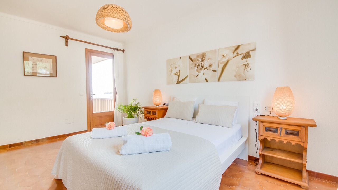 Photo of Bedroom in Alcanada
