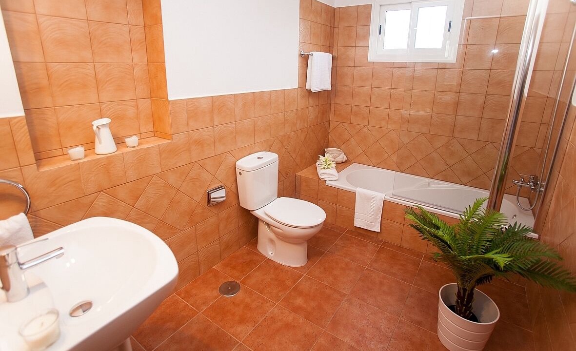 Photo of Bathroom in Haria