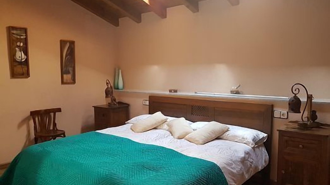 Photo of Bedroom in Navalguijo