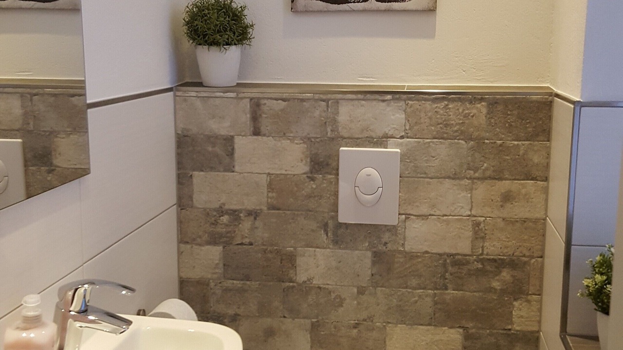 Photo of Bathroom in Oberlangen