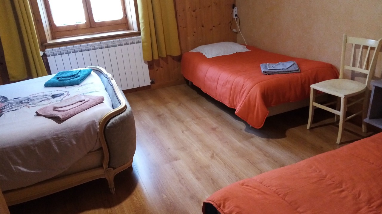 Photo of Bedroom in Premanon