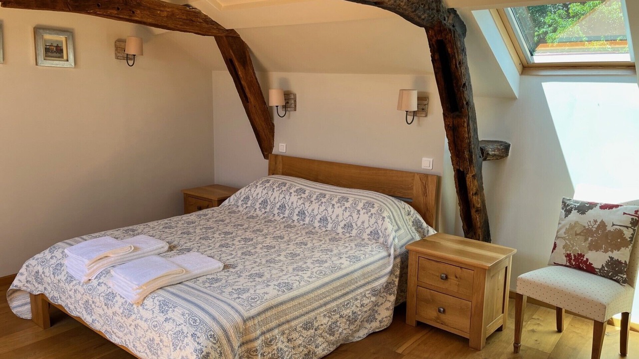 Photo of Bedroom in Monfaucon