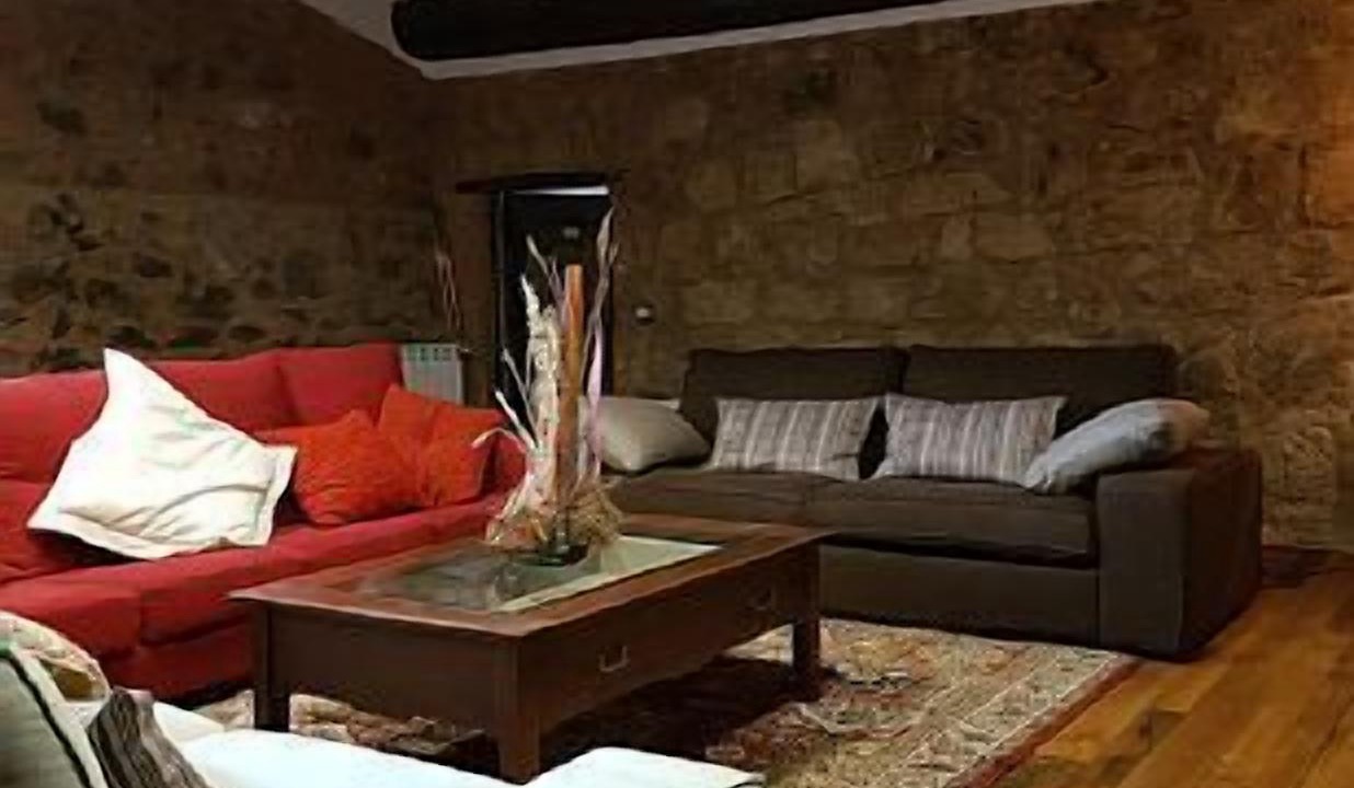 Photo of Livingroom in Gombren