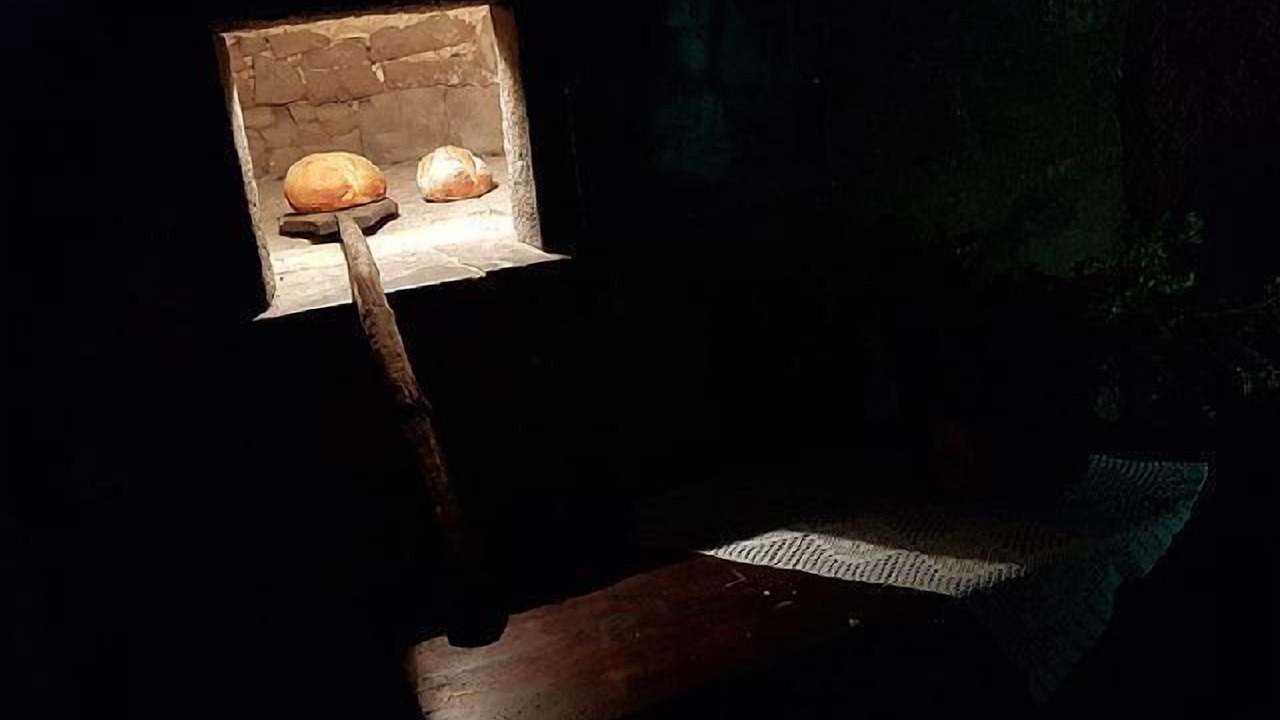 Photo of Bedroom in Gombren