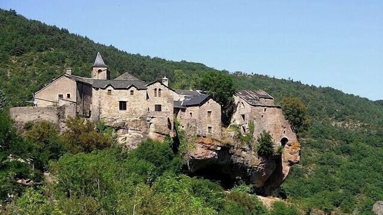 Photo of Others in Cantobre