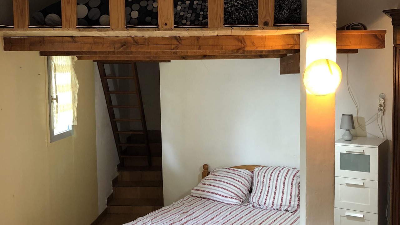 Photo of Bedroom in Le Puy-Sainte-Reparade