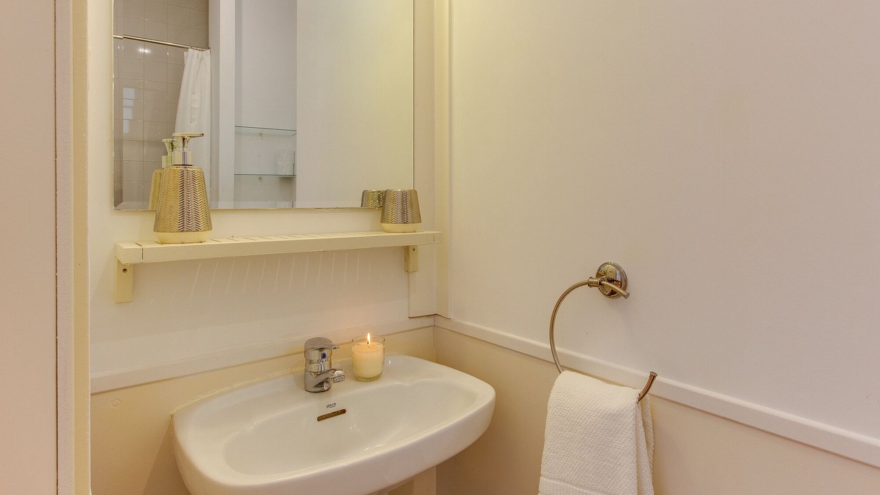 Photo of Bathroom in Malasana