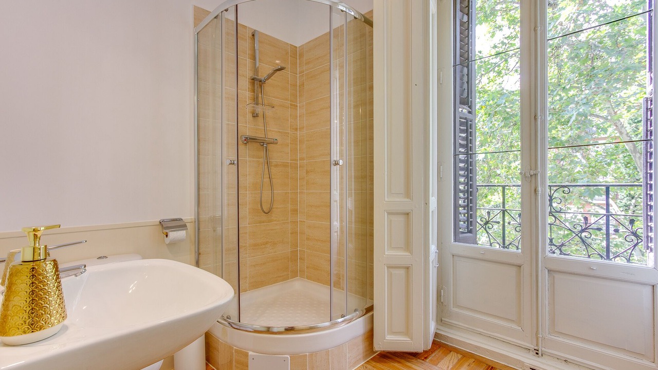 Photo of Bathroom in Malasana