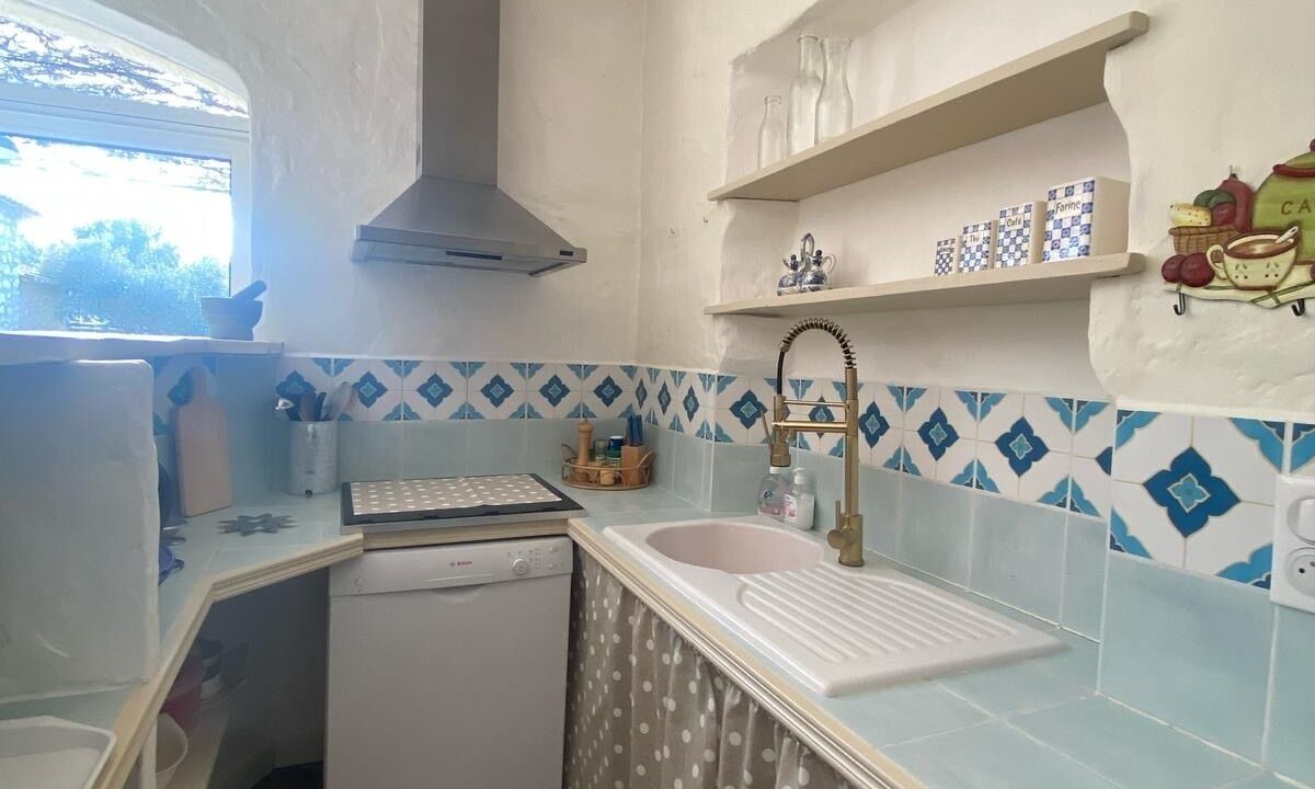 Photo of Kitchen in Eygalieres