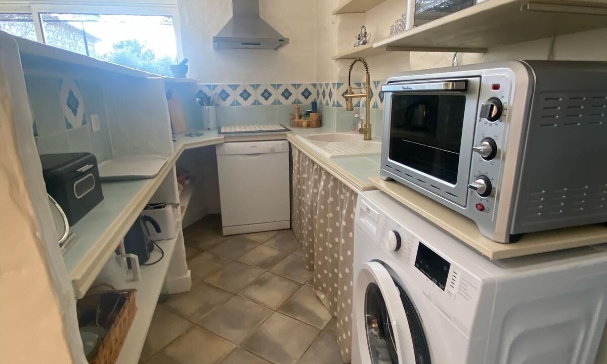Photo of Kitchen in Eygalieres