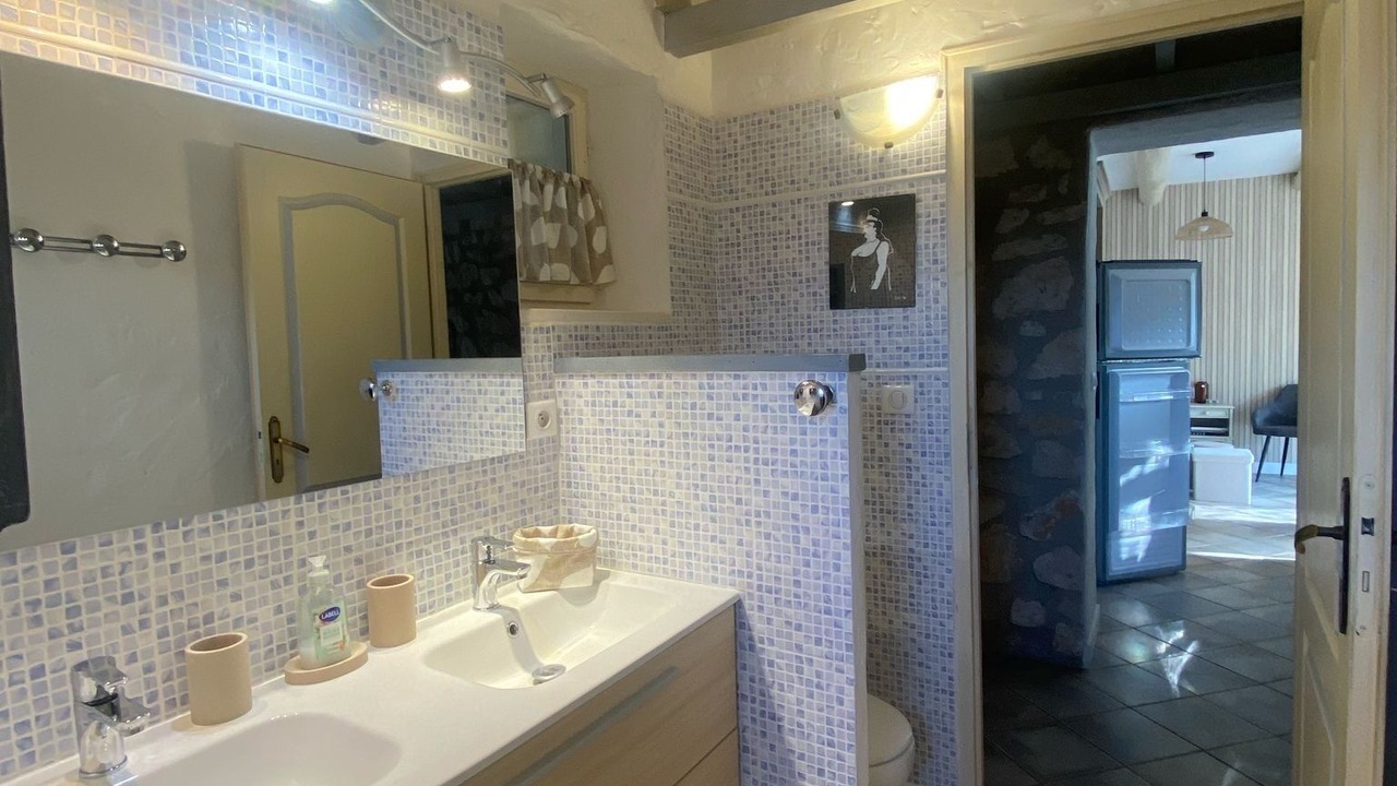 Photo of Bathroom in Eygalieres