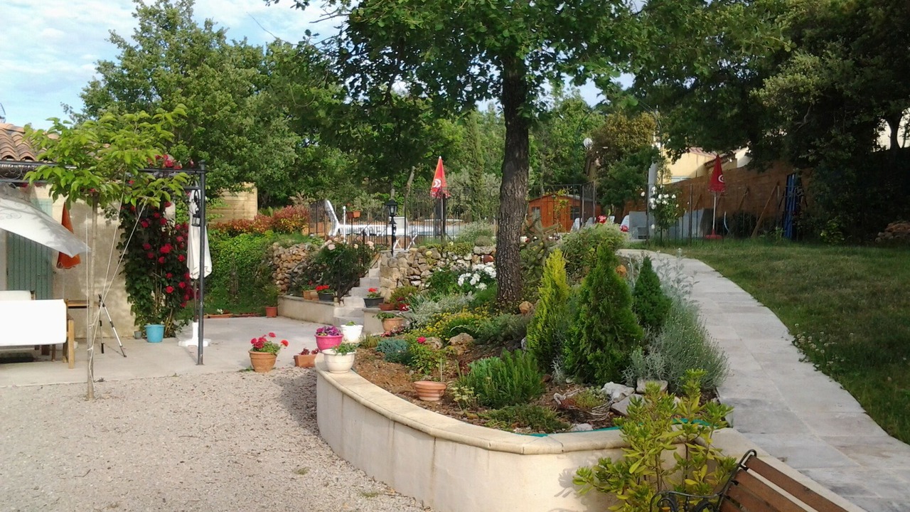 Photo of Outdoor in Jouques
