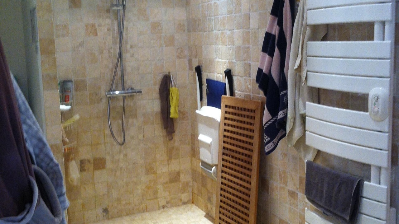 Photo of Bathroom in Jouques