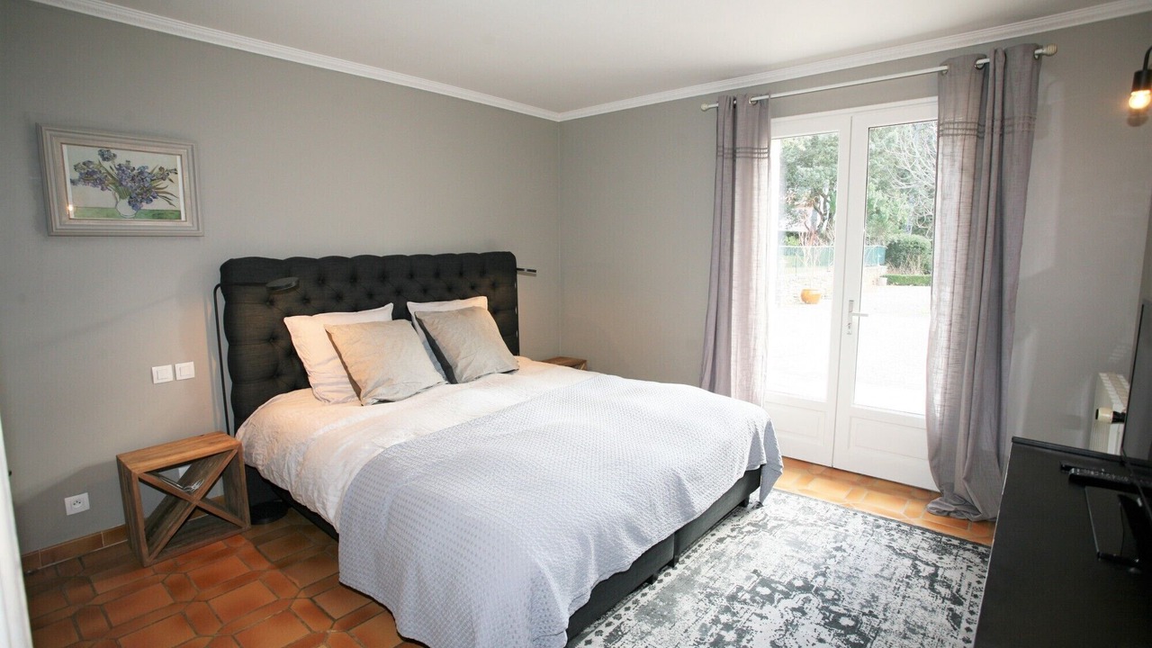 Photo of Bedroom in Menerbes