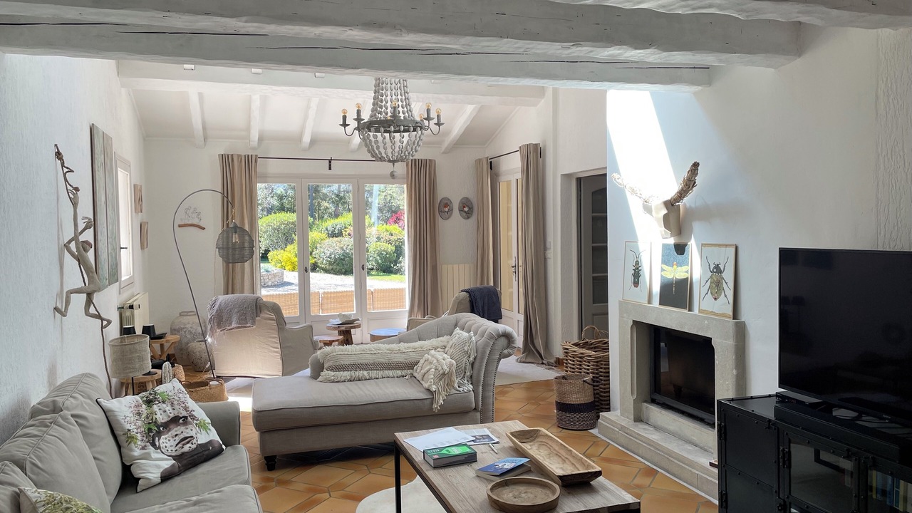 Photo of Livingroom in Menerbes
