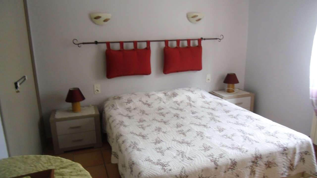 Photo of Bedroom in Menerbes