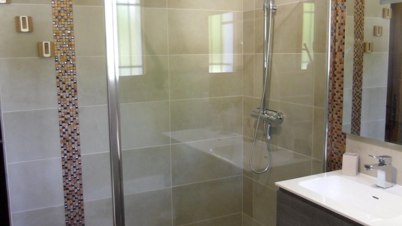 Photo of Bathroom in Menerbes