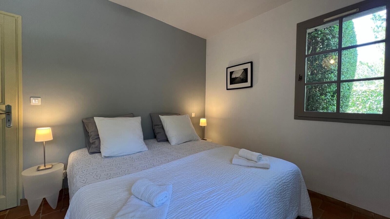 Photo of Bedroom in Pont Royal
