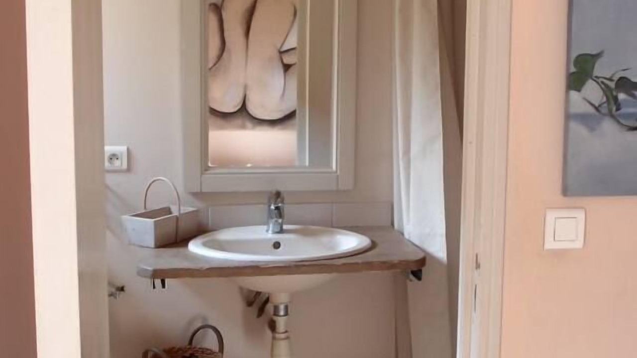 Photo of Bathroom in Sud