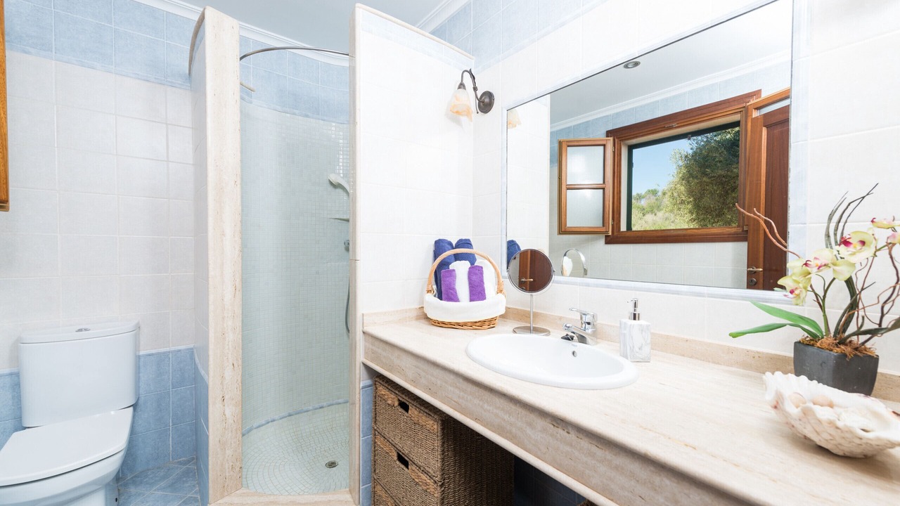 Photo of Bathroom in l'Aranjassa