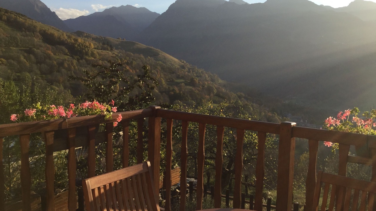 Photo of Outdoor in Mont