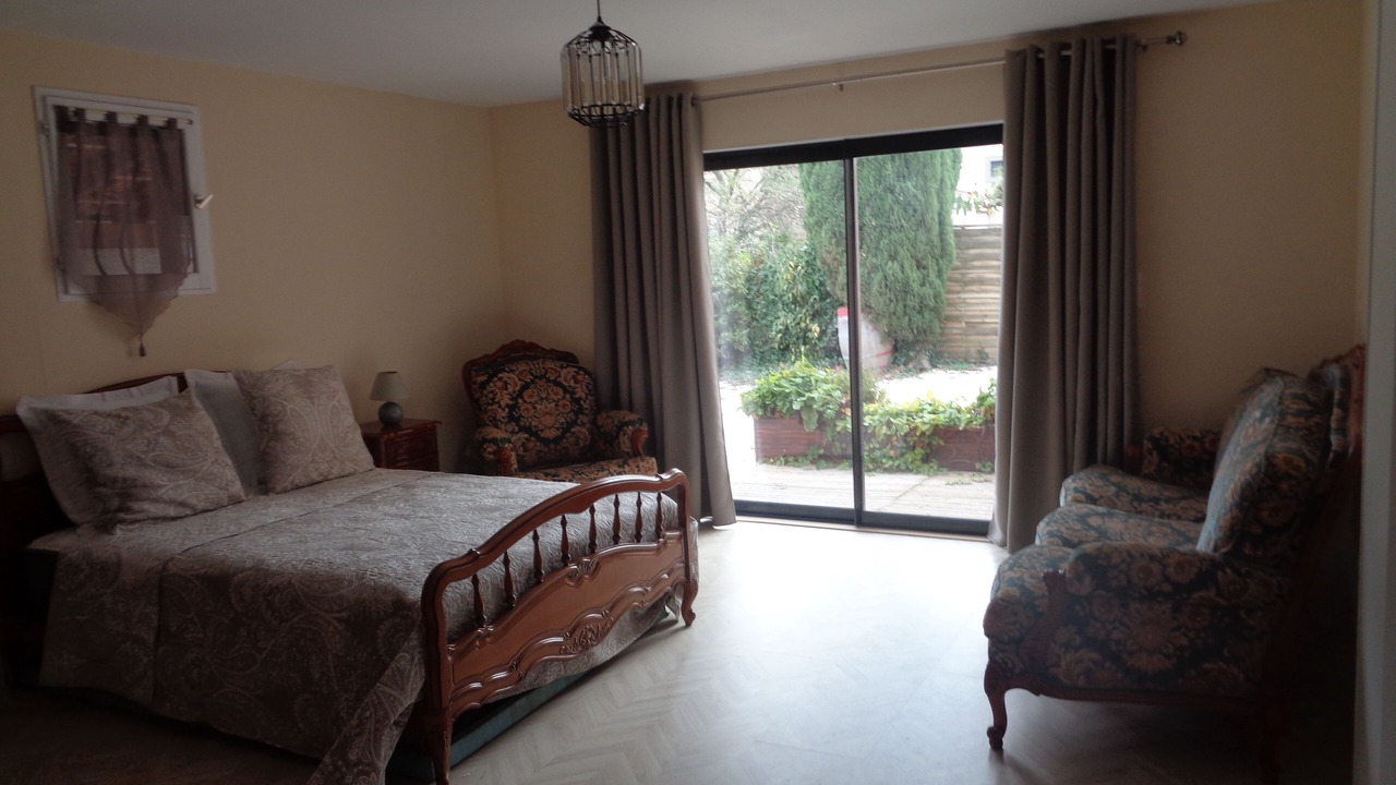 Photo of Bedroom in Floure