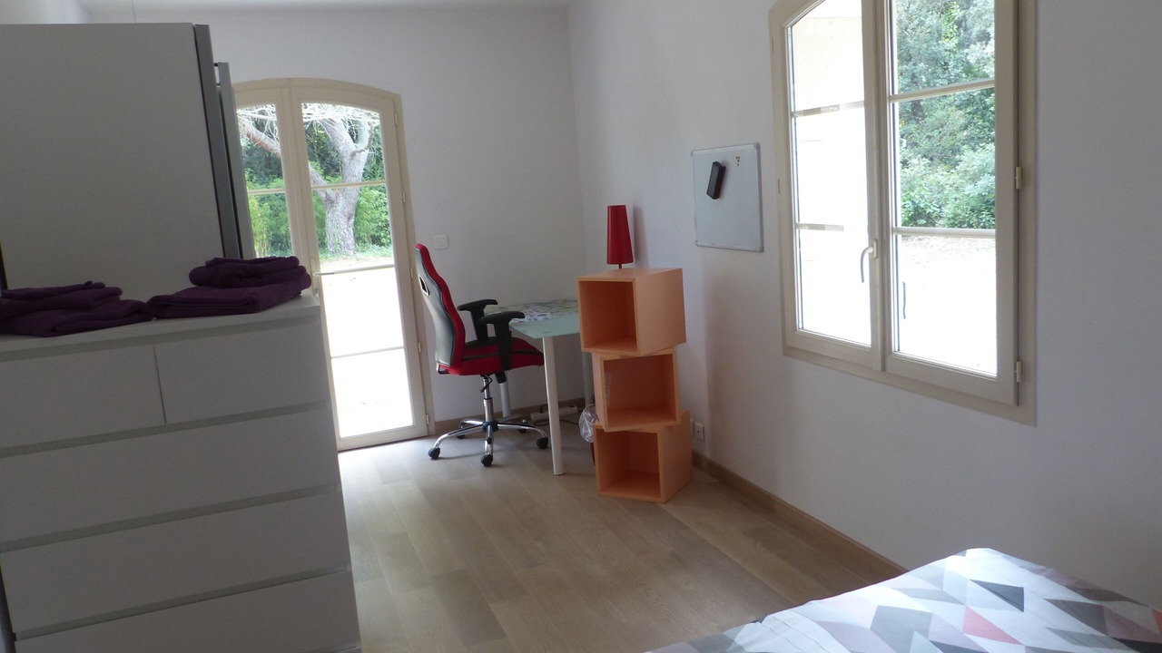 Photo of Bedroom in Eygalieres