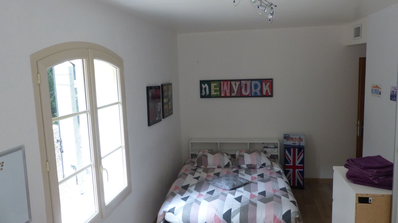 Photo of Bedroom in Eygalieres