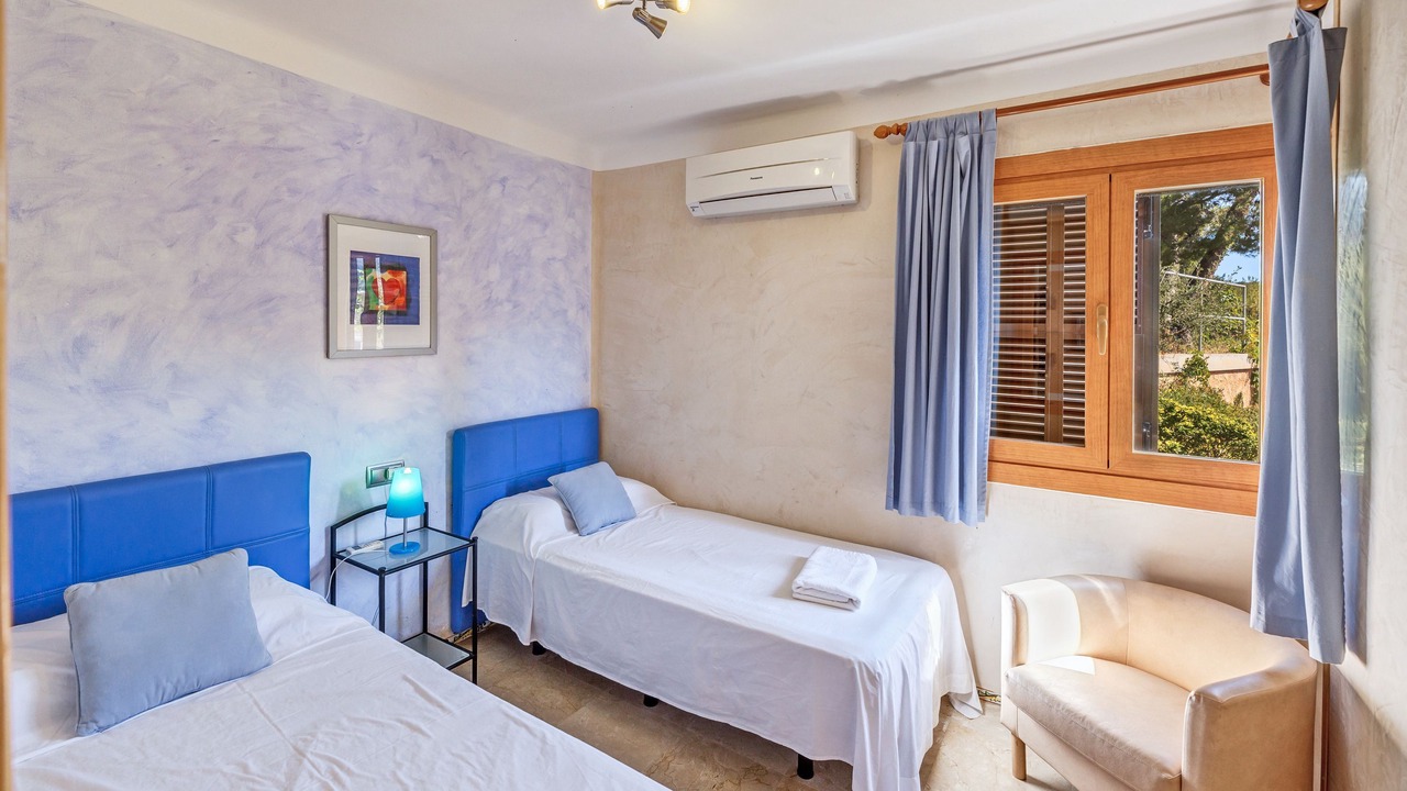 Photo of Bedroom in Soller