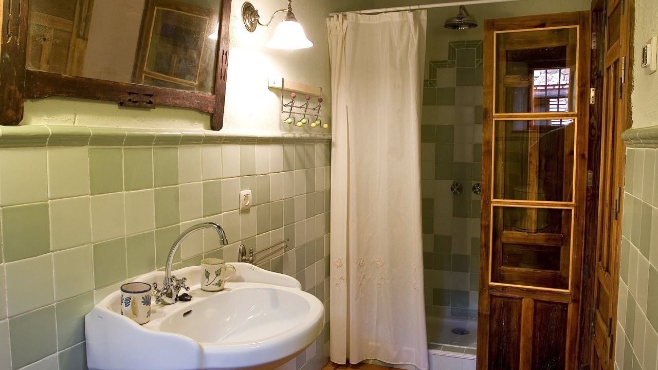 Photo of Bathroom in Alajar