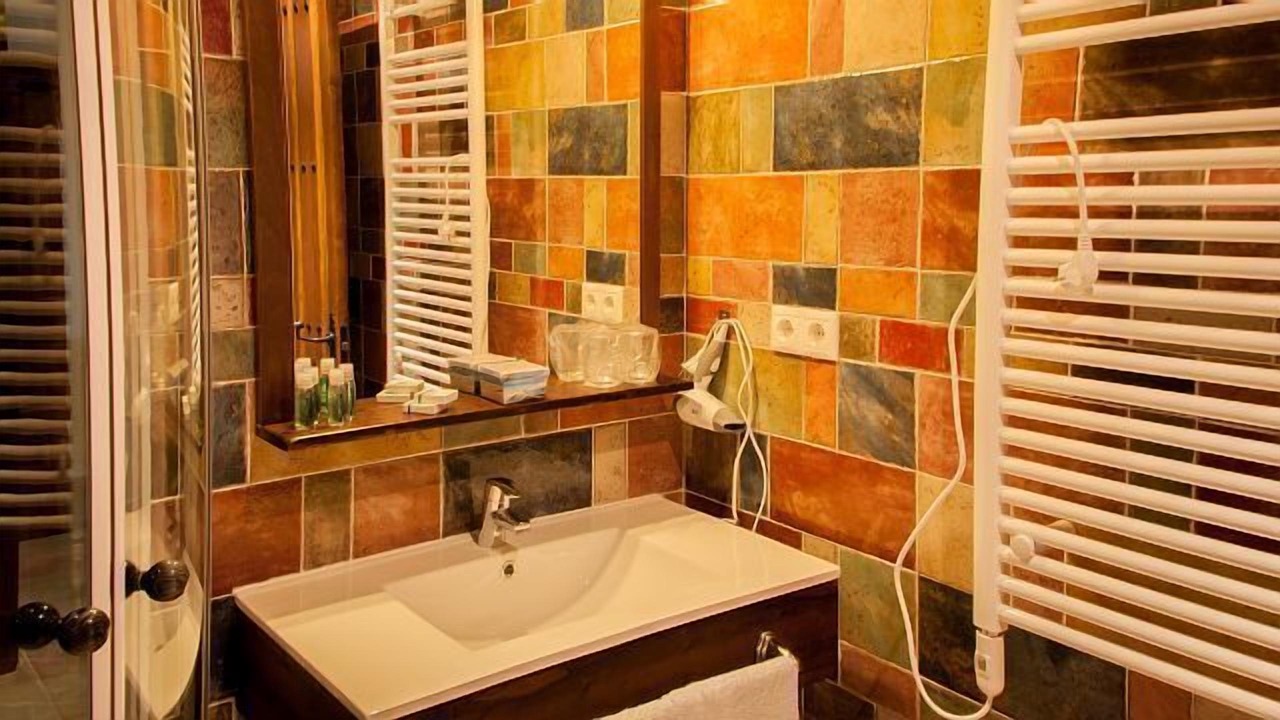 Photo of Bathroom in El Pobo de Duenas