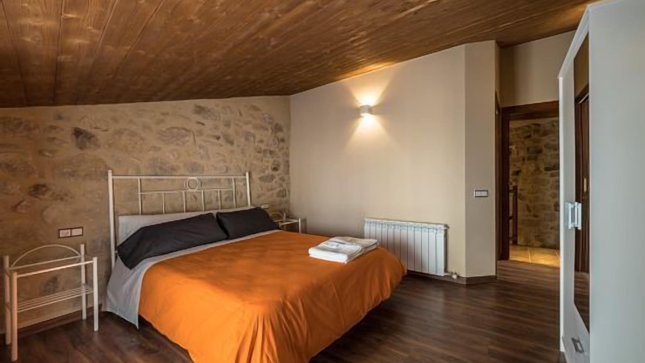 Photo of Bedroom in Caseres