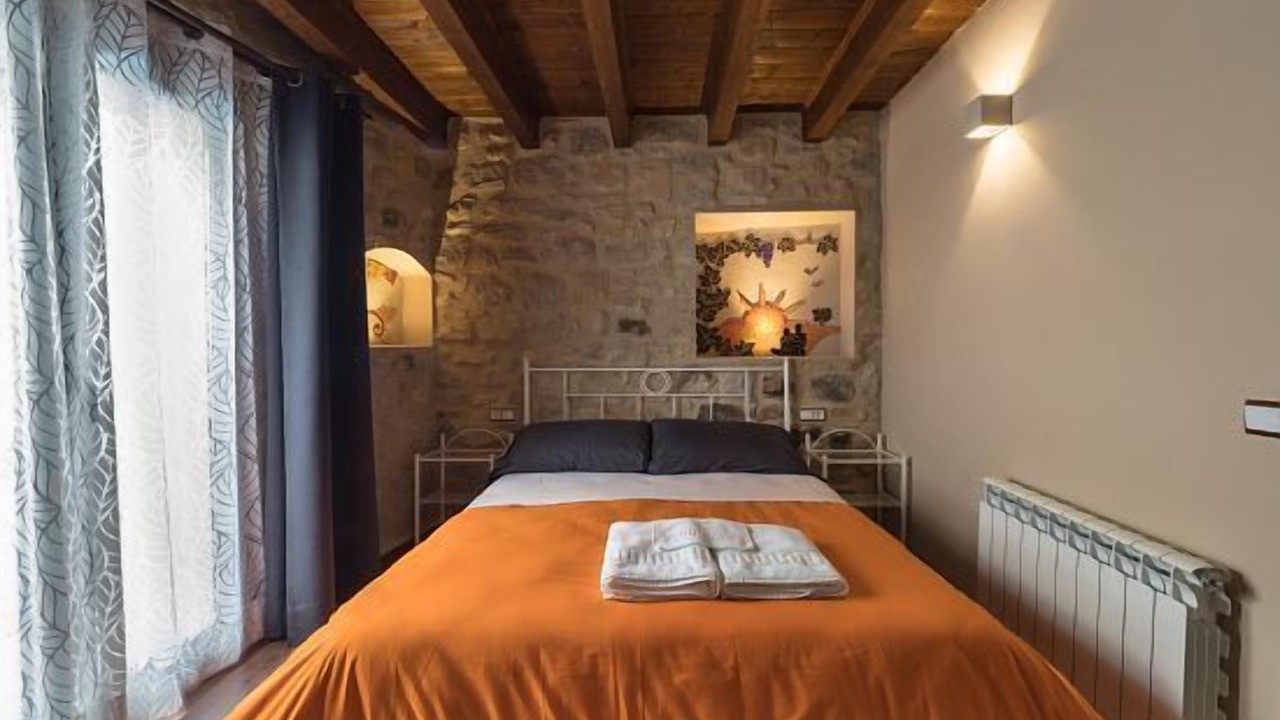 Photo of Bedroom in Caseres