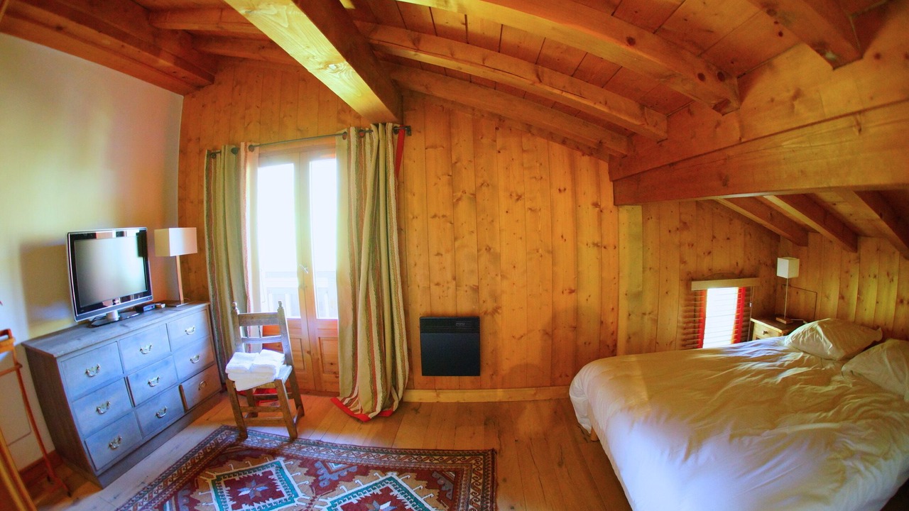 Photo of Bedroom in Megeve