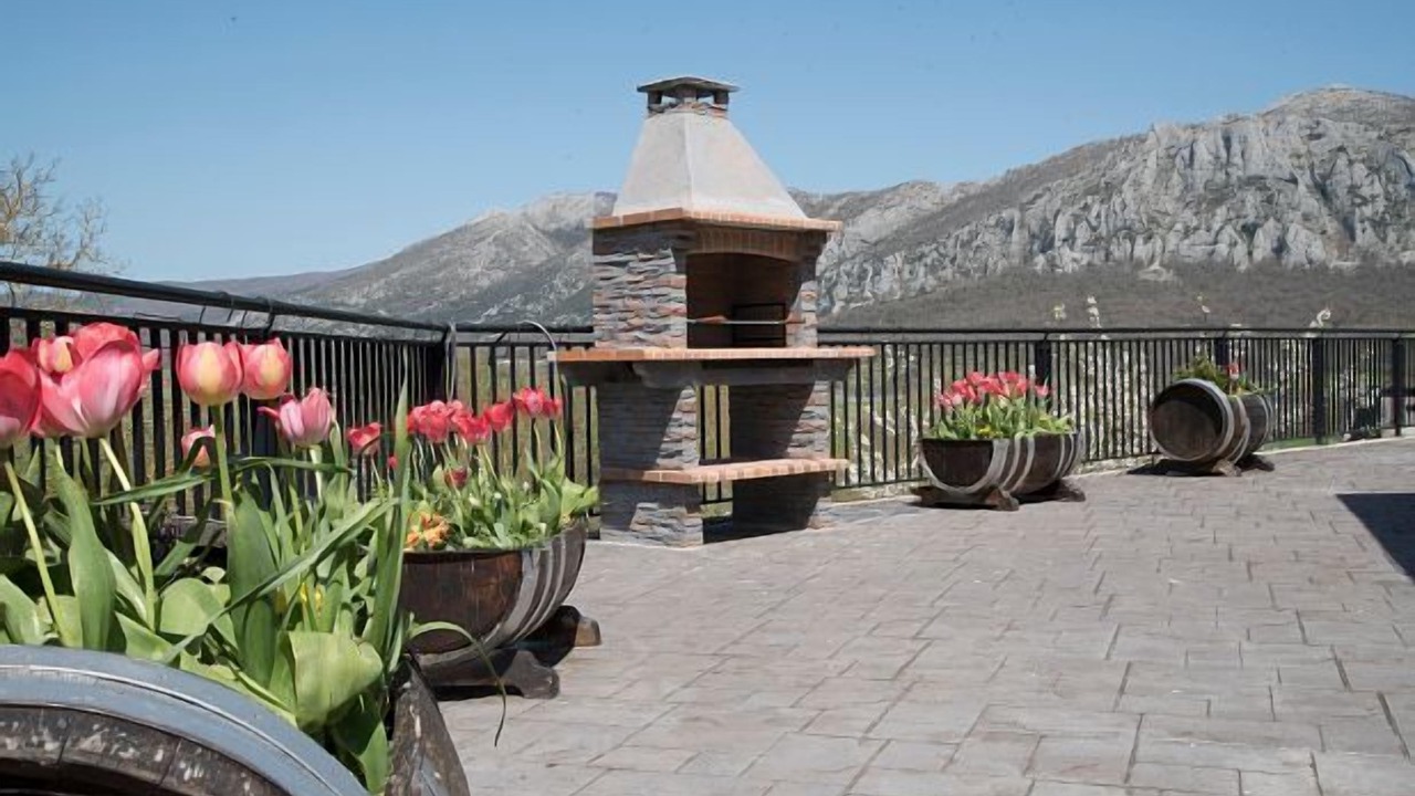 Photo of Patio Balcony in Andoin