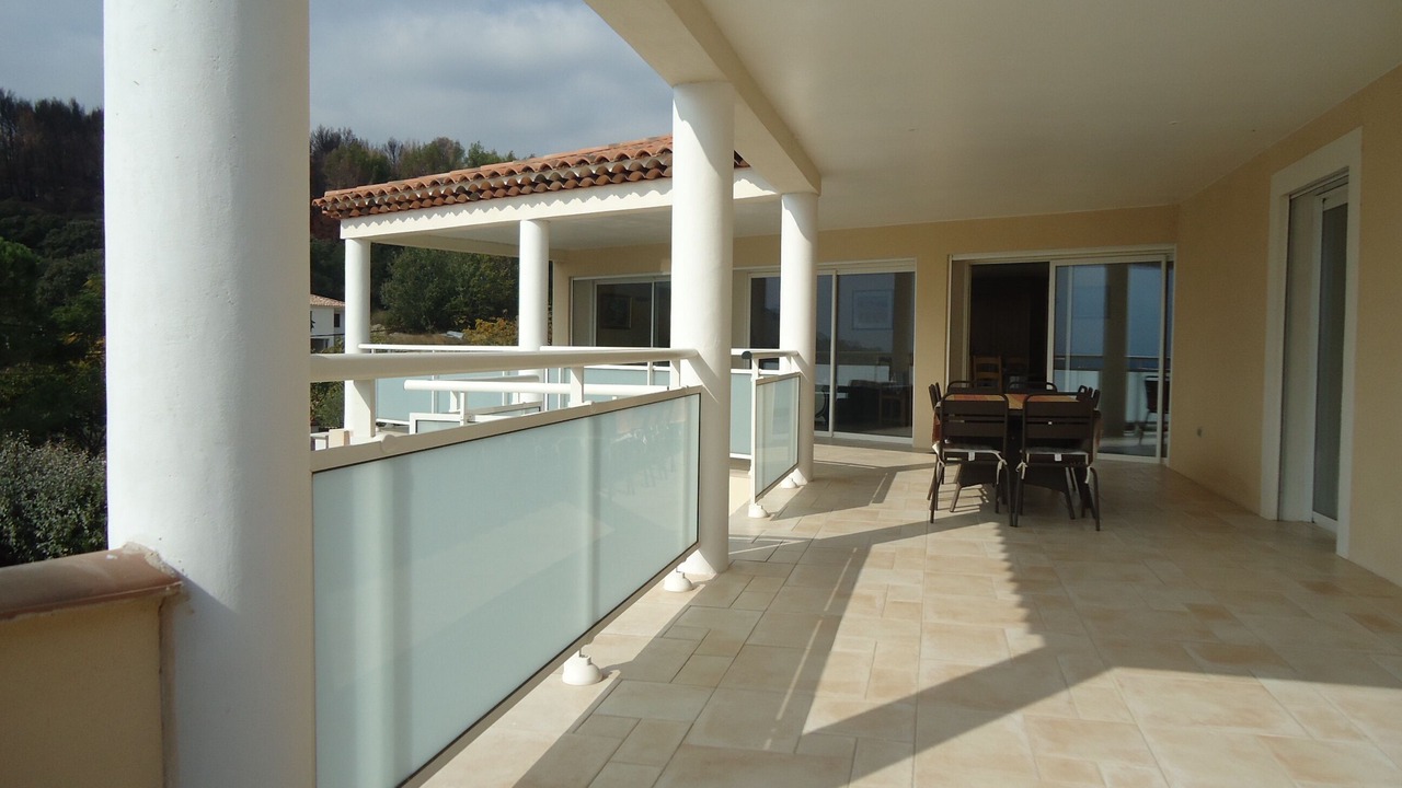 Photo of Outdoor in Istres