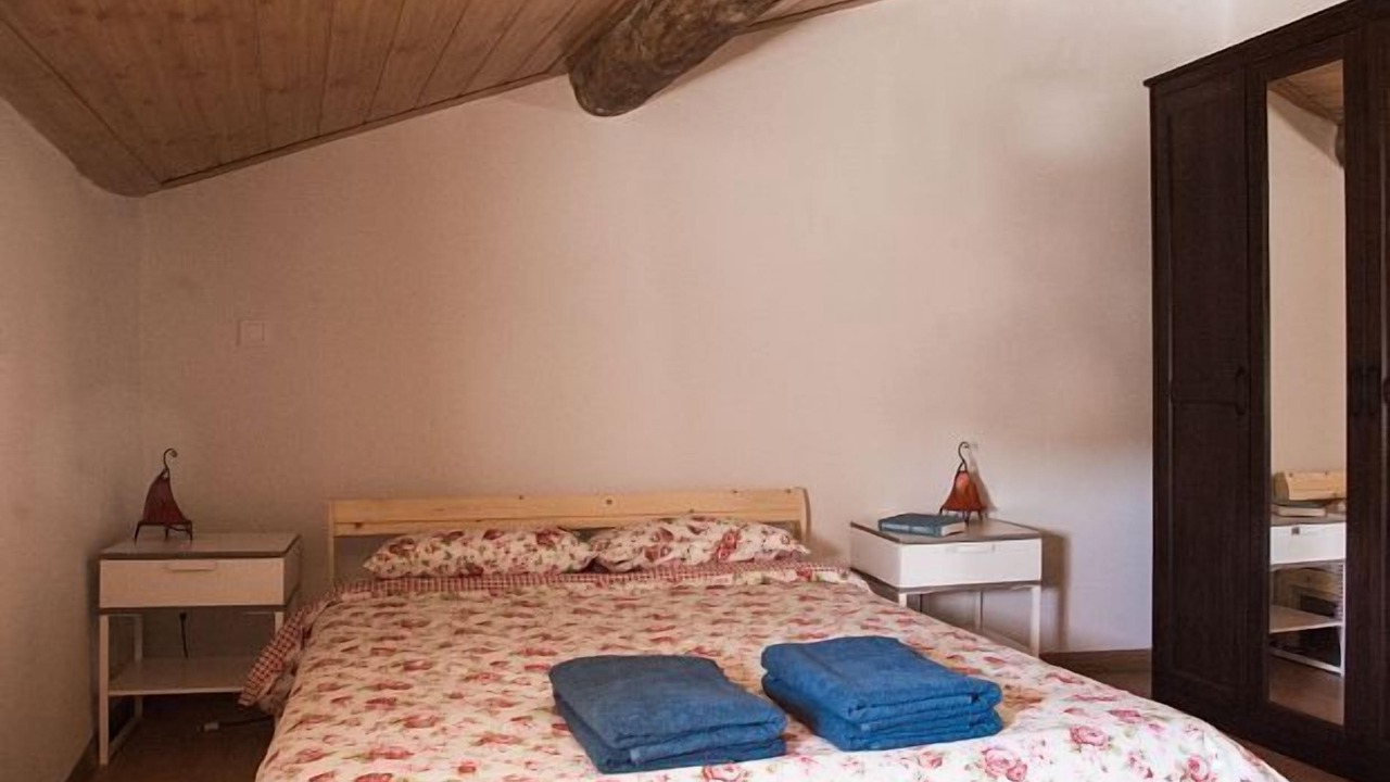 Photo of Bedroom in Canalejas del Arroyo