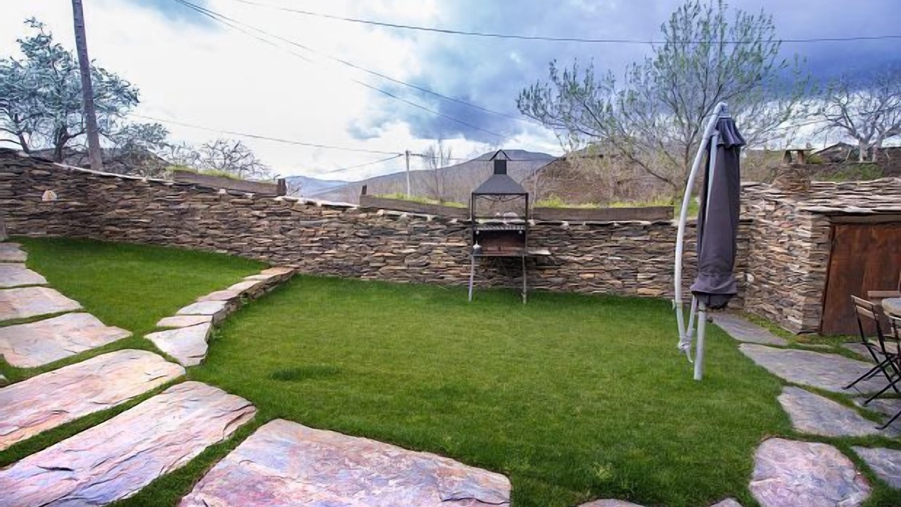 Photo of Outdoor in Majaelrayo