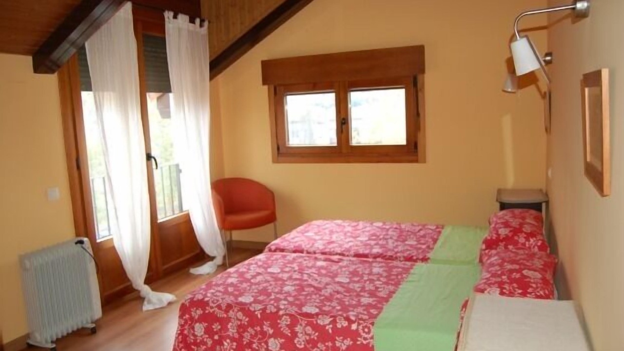 Photo of Bedroom in Navaluenga