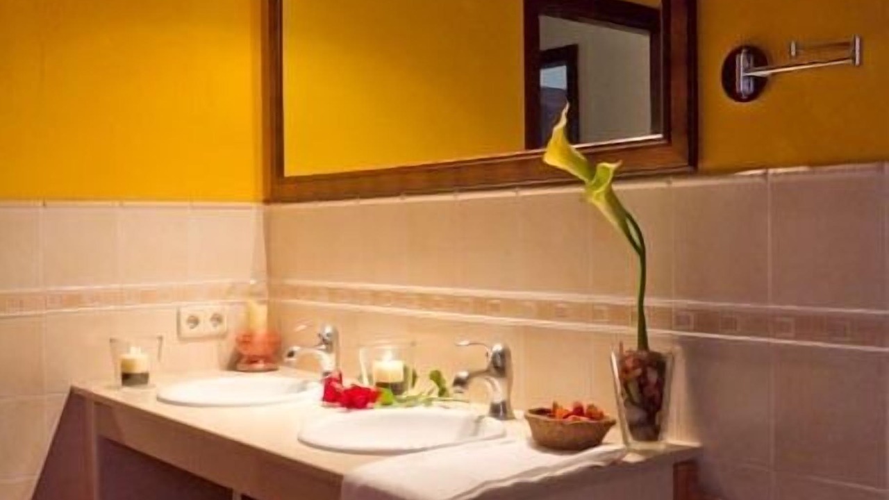 Photo of Bathroom in Ituero y Lama