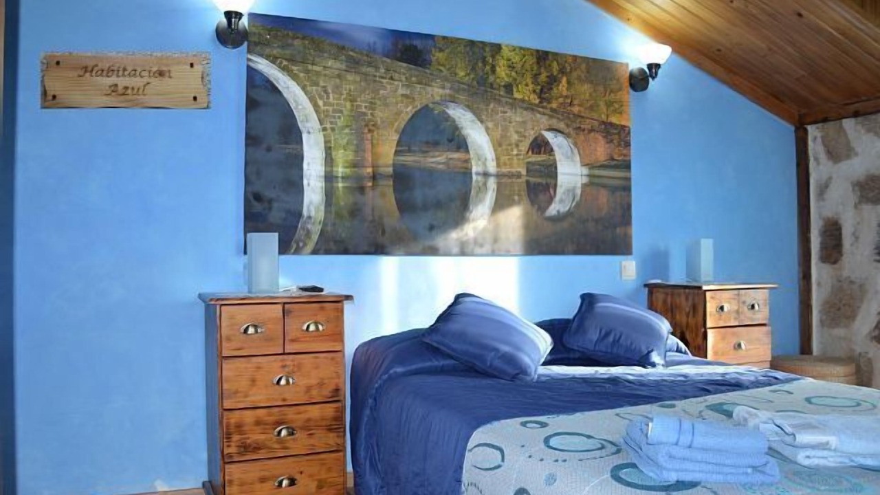 Photo of Bedroom in Navaluenga