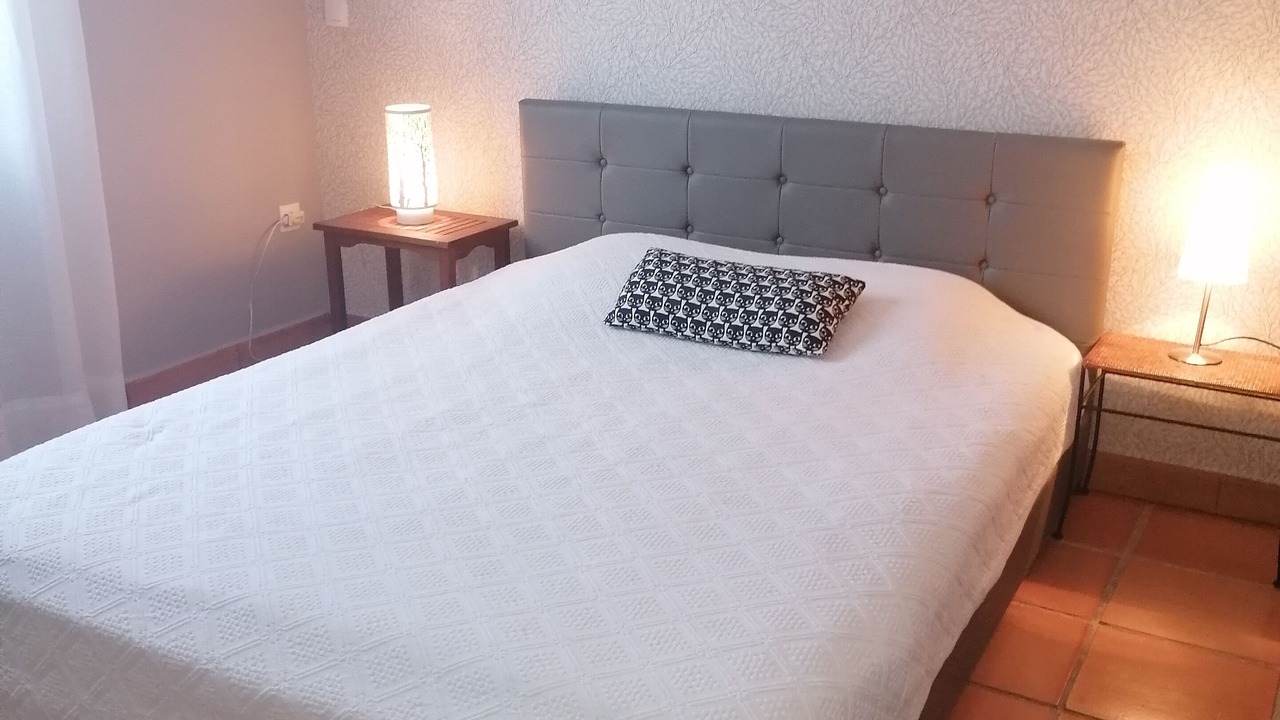 Photo of Bedroom in Lamanon