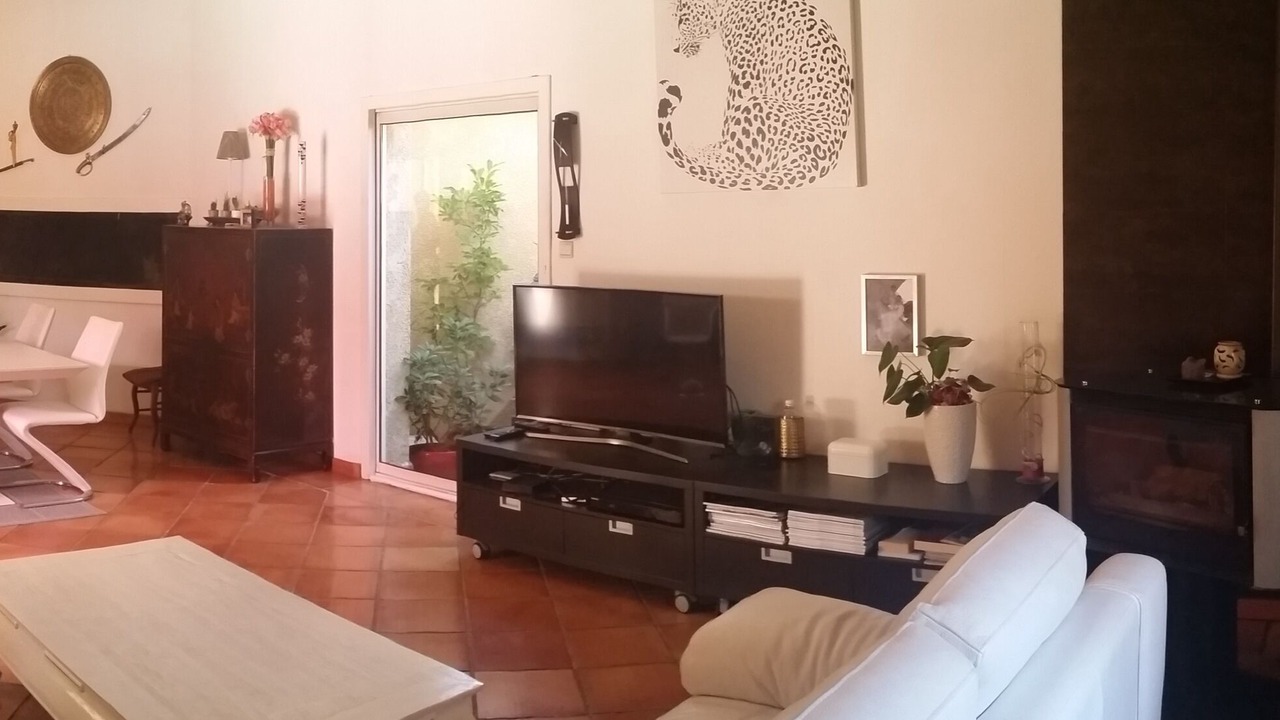Photo of Livingroom in Lamanon