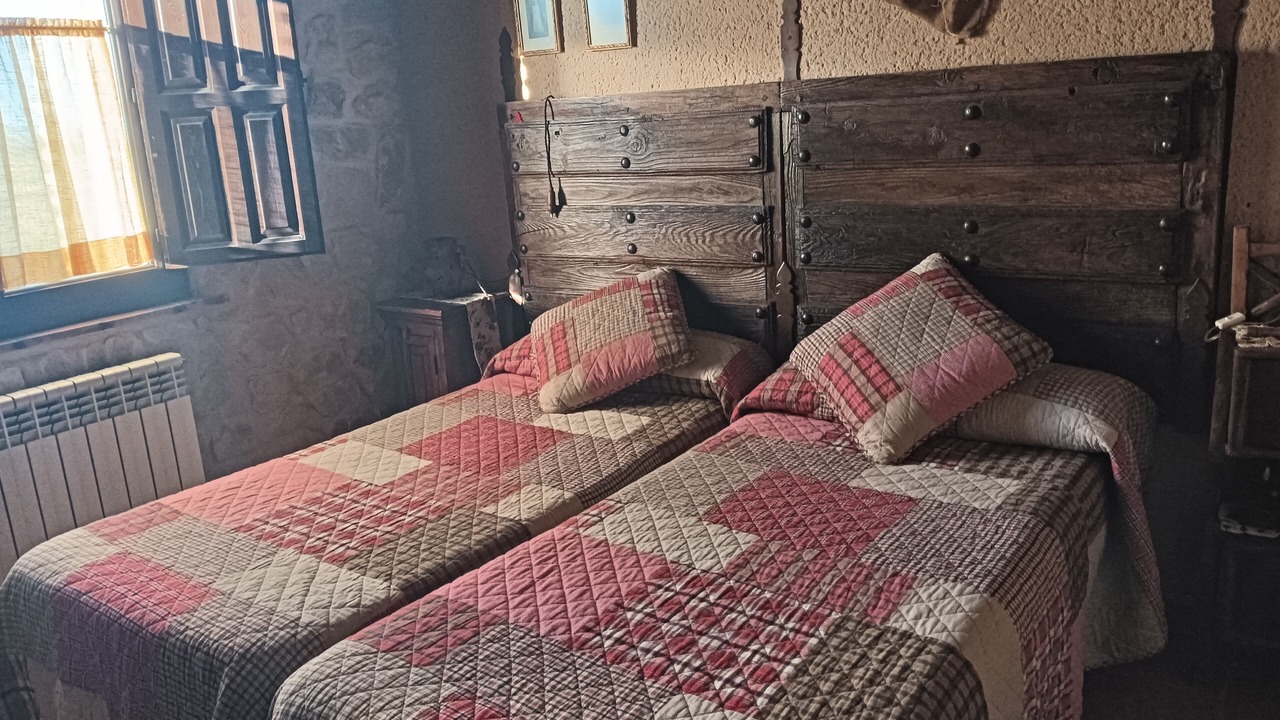 Photo of Bedroom in Turrubuelo